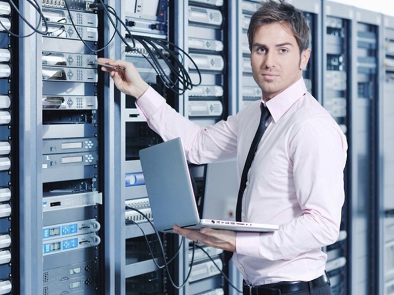 Mức lương của kỹ sư điện tử viễn thông và những thông tin liên quan